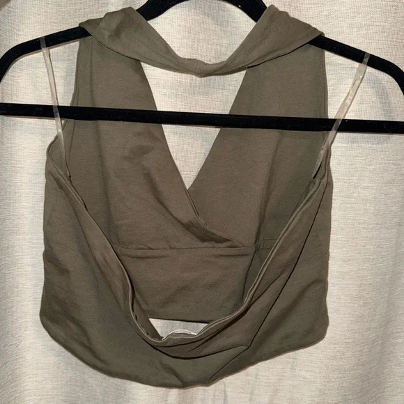 Green crop top - Picture 2 of 2